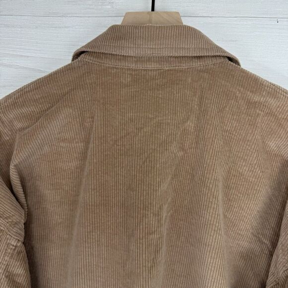 Aritzia Babaton Graydon Corduroy Shirt M Button Up Cropped Camel Tan Long Sleeve - Picture 10 of 16